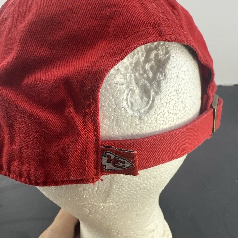 '47 Kansas City Chiefs Clean Up Red Adjustable Strap Hat Dad Cap - Picture 5 of 9